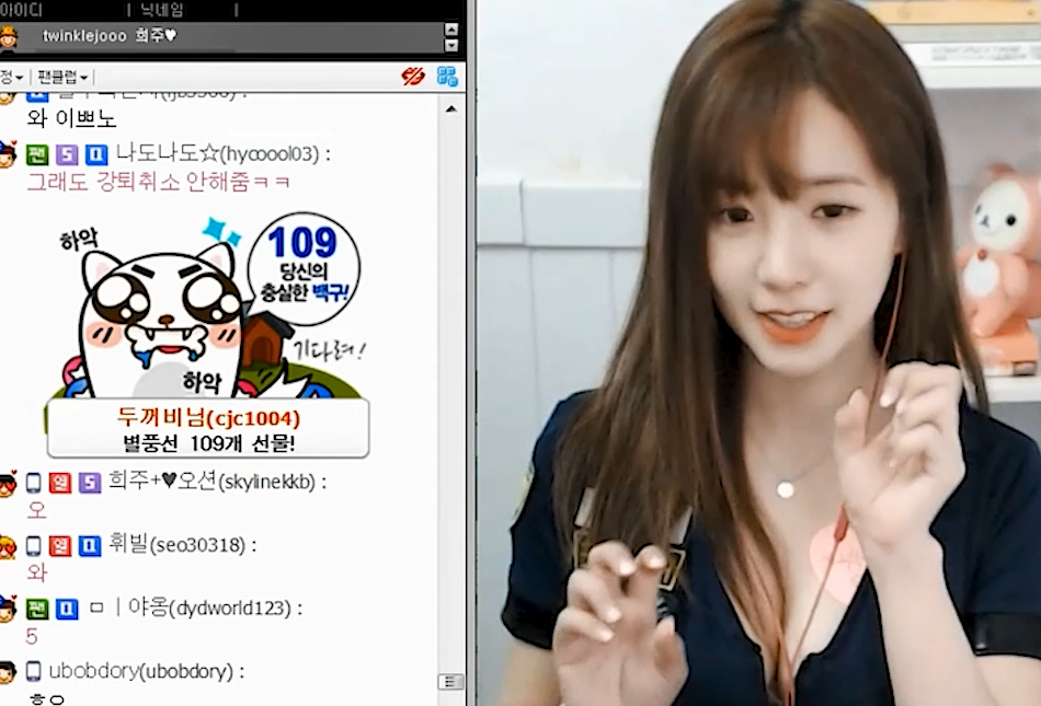Yoonying早期16年录播，笑的很好看-ASMR资源阁