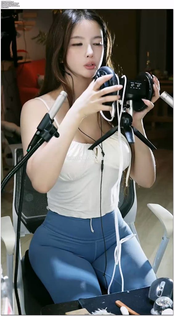 瑜伽裤搓麦.mp4-ASMR资源阁